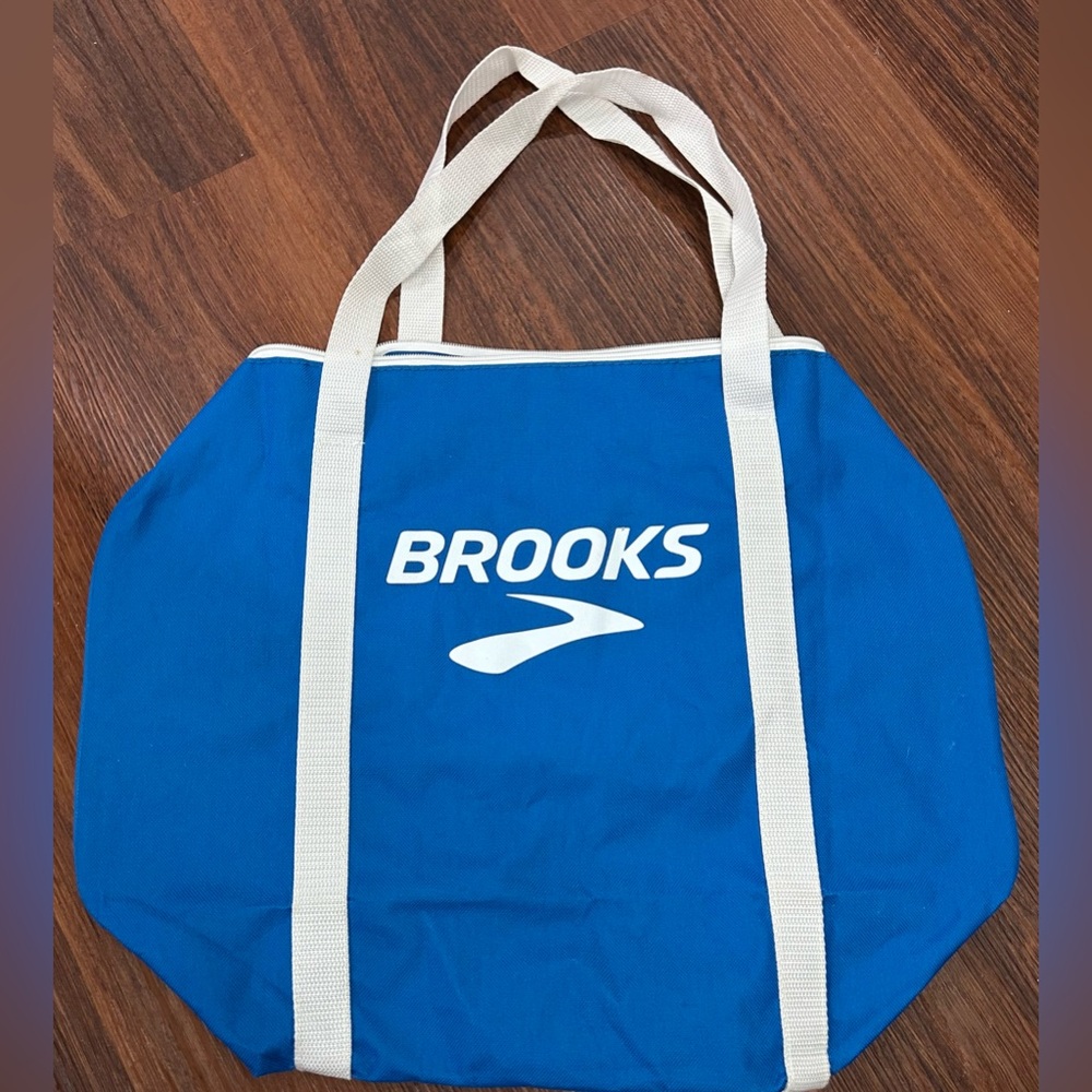 Brooks Small Duffle Bag 17"x13"